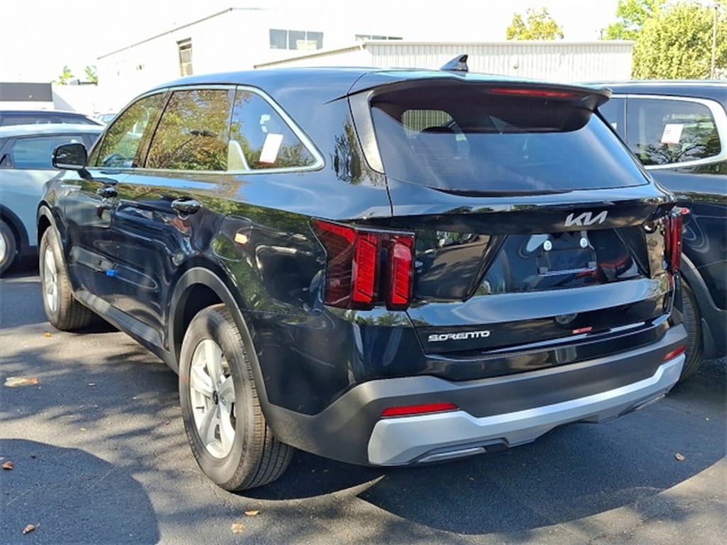 New 2026 Kia Sorento LX SUV