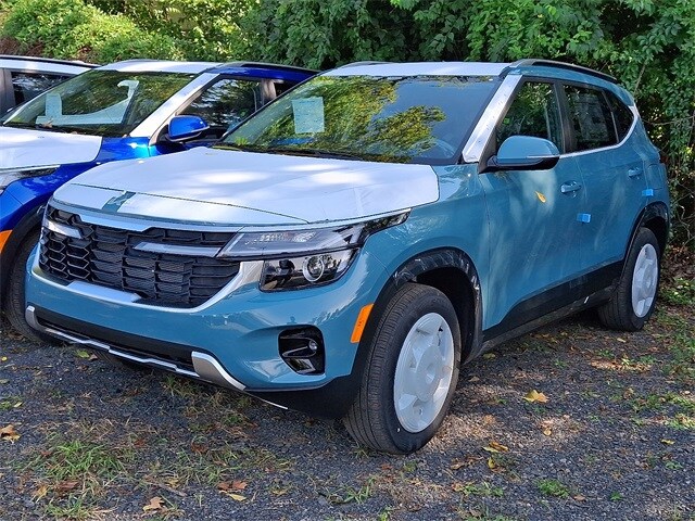 2026 Kia Seltos EX photo 2