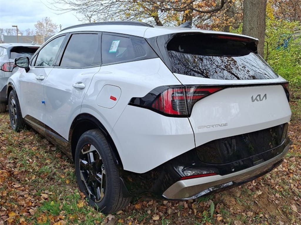 New 2026 Kia Sportage SX SUV