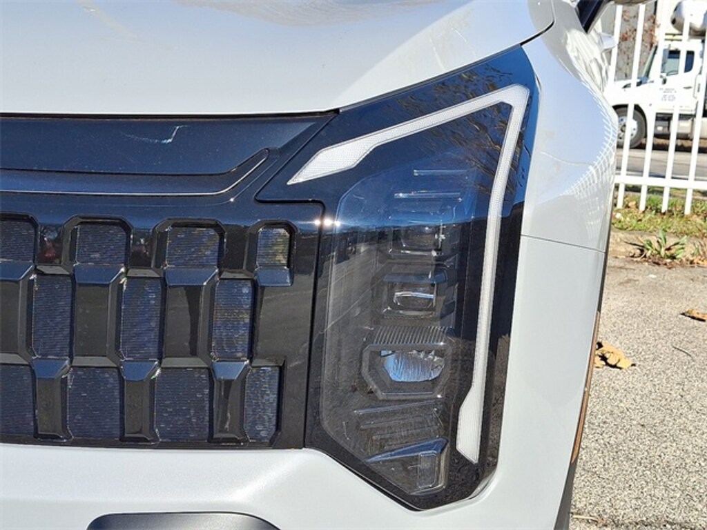 New 2026 Kia Sportage X-Line SUV