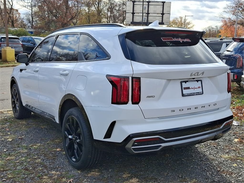 Certified 2022 Kia Sorento SX SUV