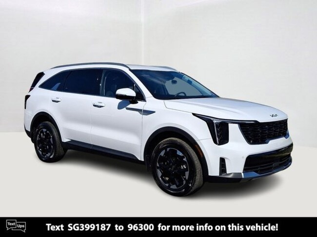 2025 Kia Sorento S SUV