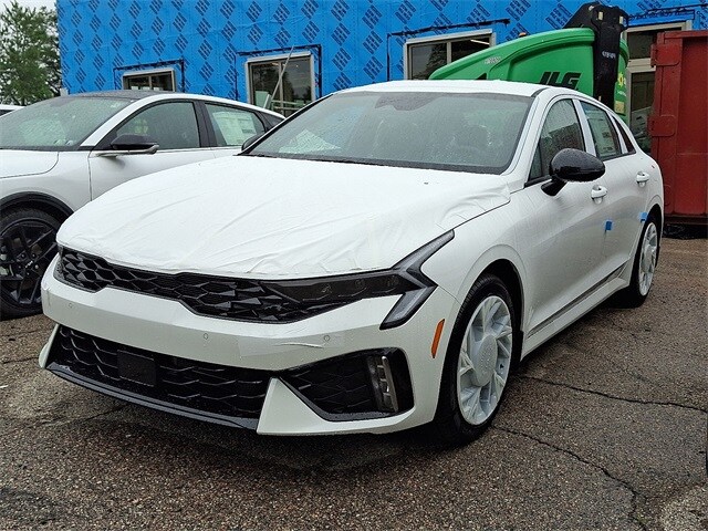 2026 Kia K5 GT-Line photo 2