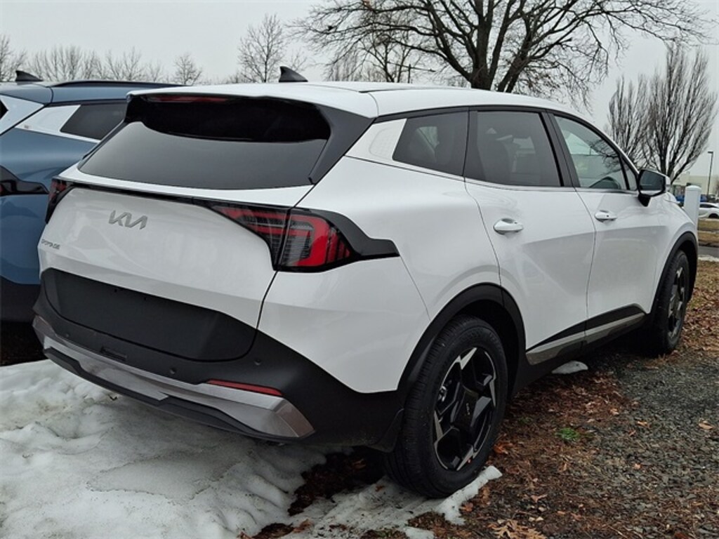 New 2026 Kia Sportage EX SUV