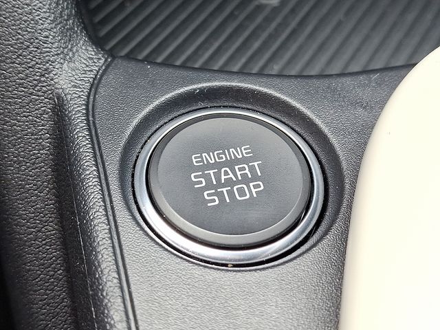 2025 Kia K4 GT-Line - Photo 22