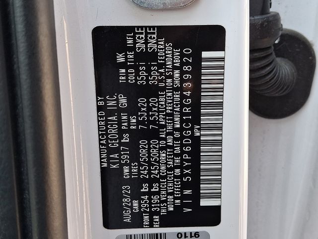 2024 Kia Telluride S - Photo 28