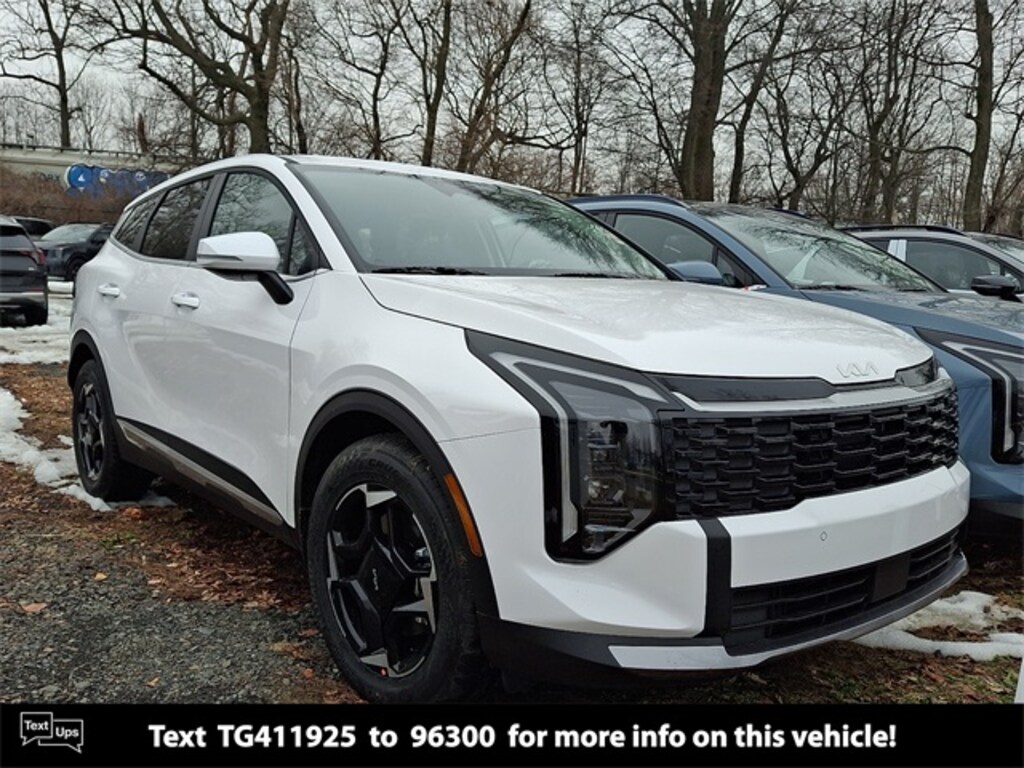 New 2026 Kia Sportage EX SUV