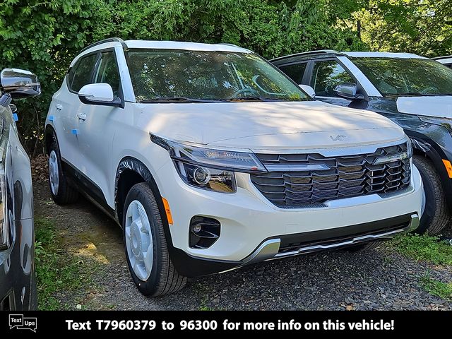 2026 Kia Seltos 2.0 S FWD's photo