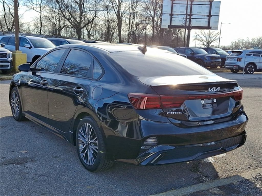 Certified 2022 Kia Forte GT-Line Sedan