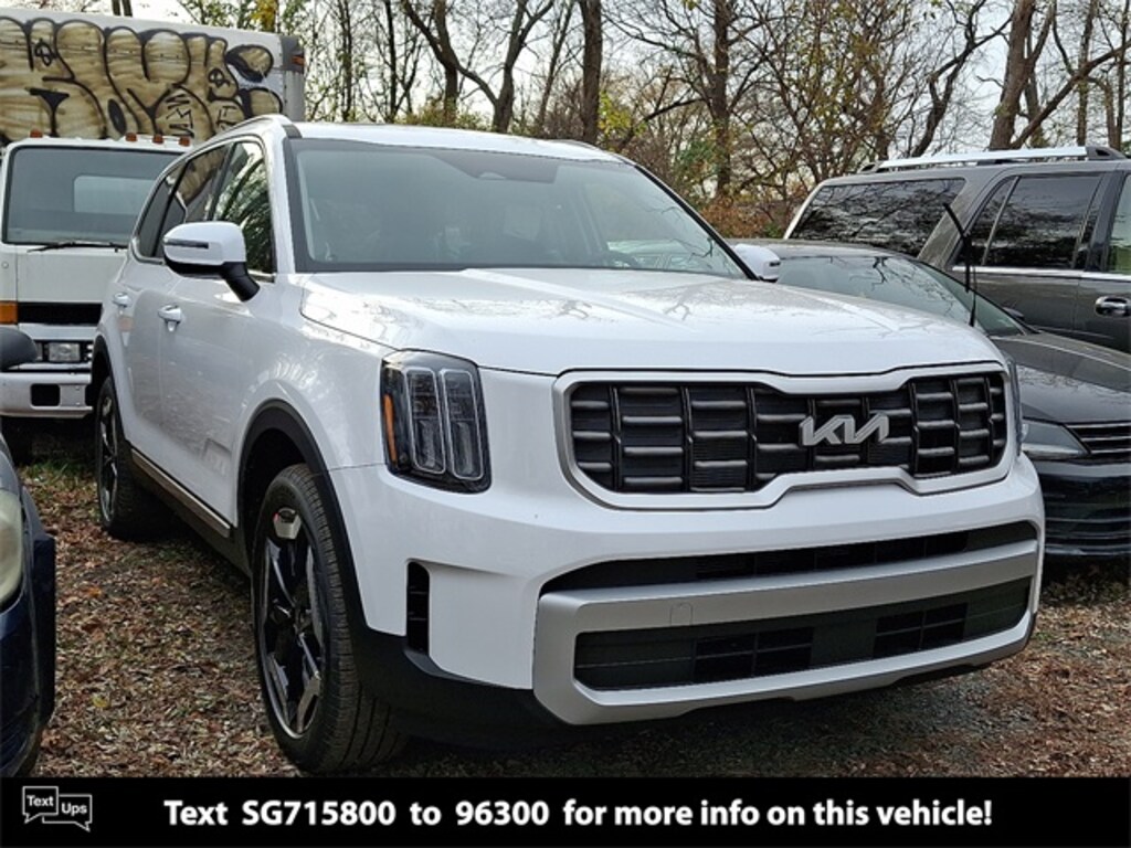 New 2025 Kia Telluride S SUV