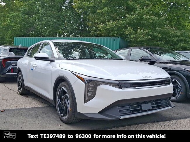 2026 Kia K4 Hatchback EX Hatchback