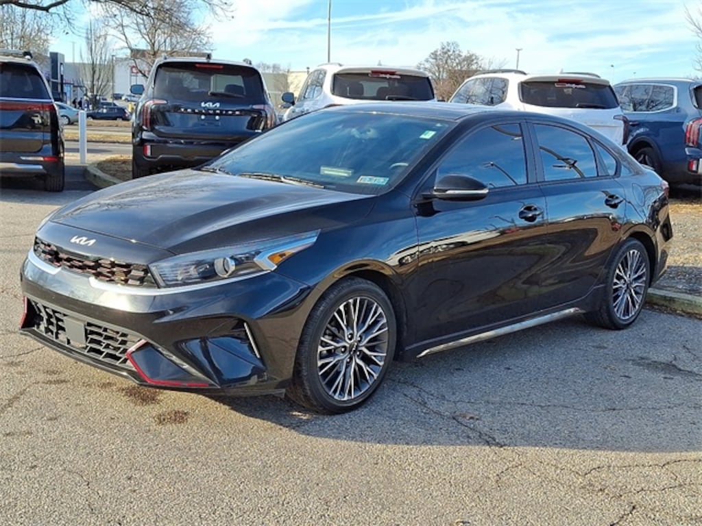 Certified 2022 Kia Forte GT-Line Sedan