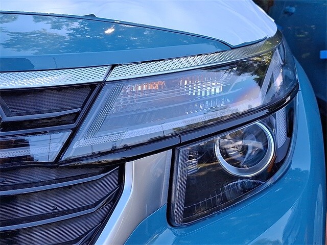 2026 Kia Seltos S photo 2