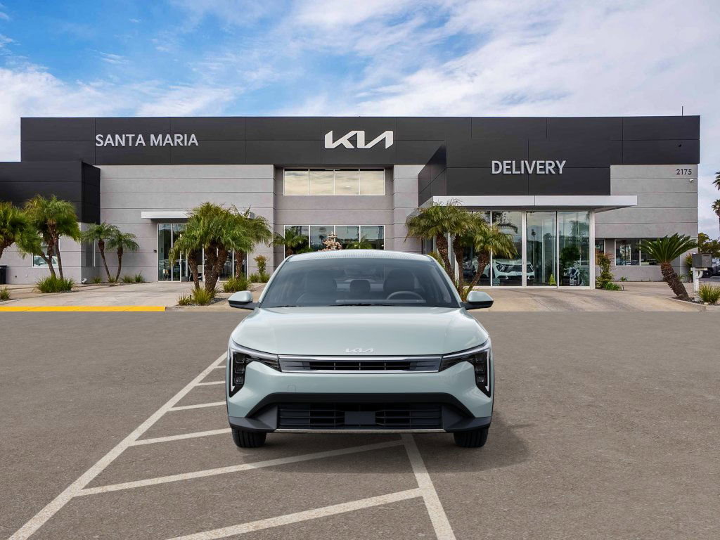 2025 Kia K4 EX photo 2