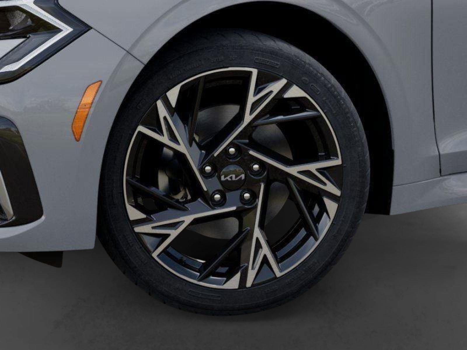 2026 Kia K5 GT-Line - Photo 9