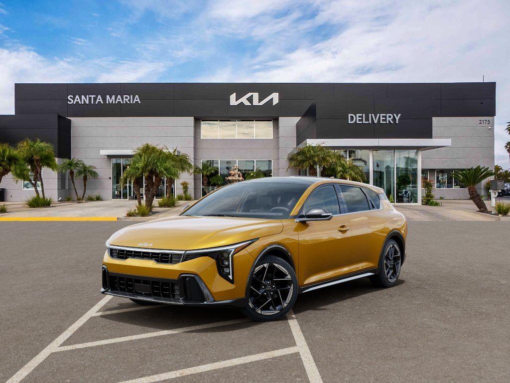 2026 Kia K4 GT-Line AT Hatchback's photo