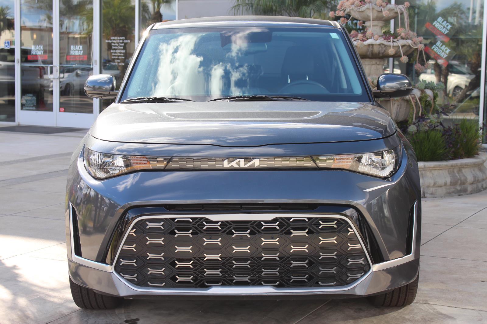 2024 Kia Soul GT-Line photo 4