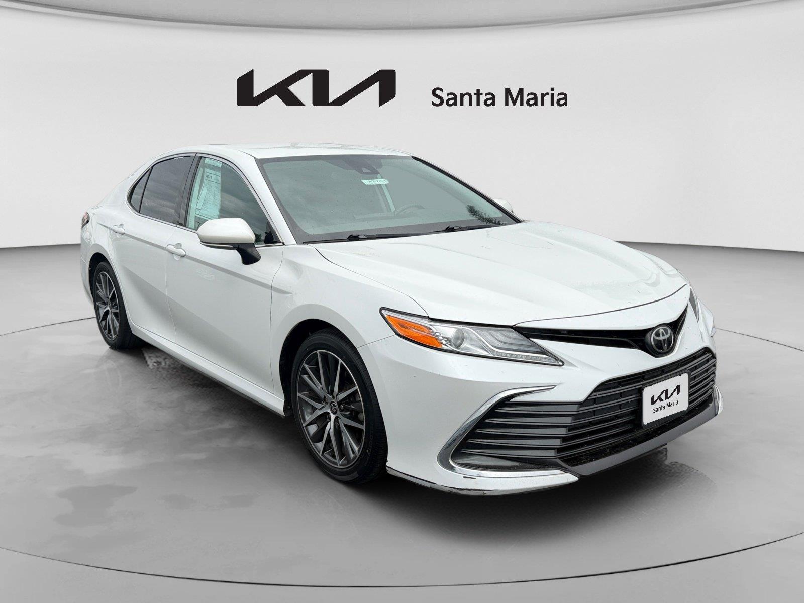 2022 Toyota Camry XLE Sedan