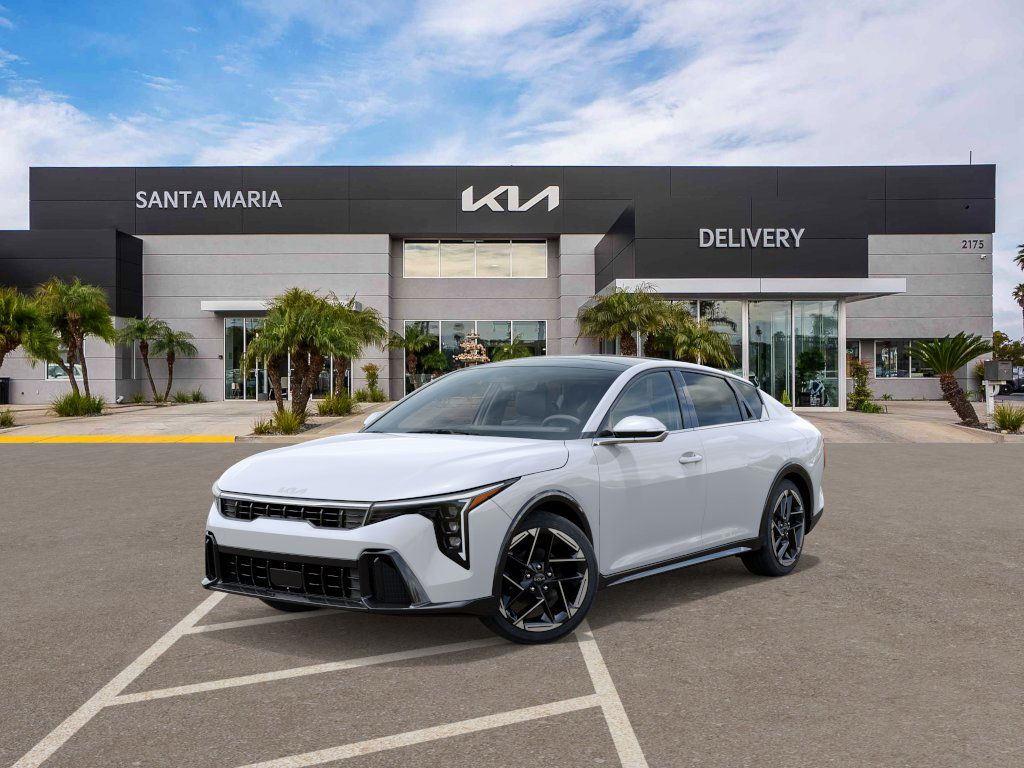 2025 Kia K4 GT-Line's photo