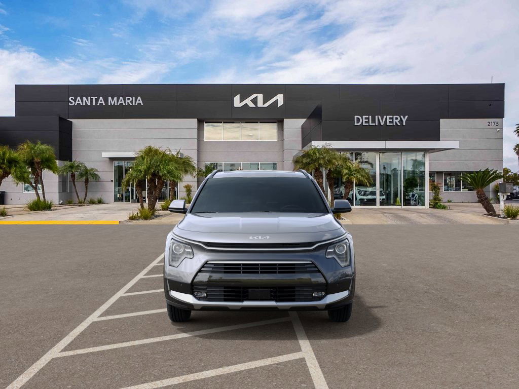 2025 Kia Niro SX photo 2