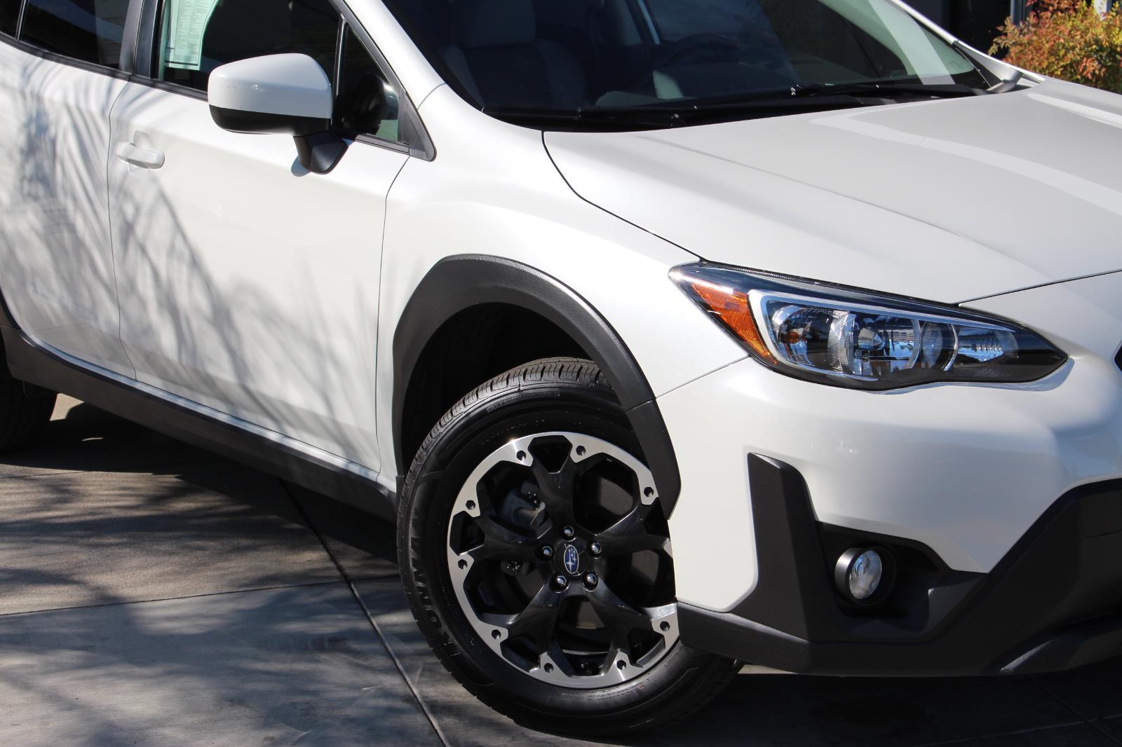 2022 Subaru Crosstrek Premium photo 2