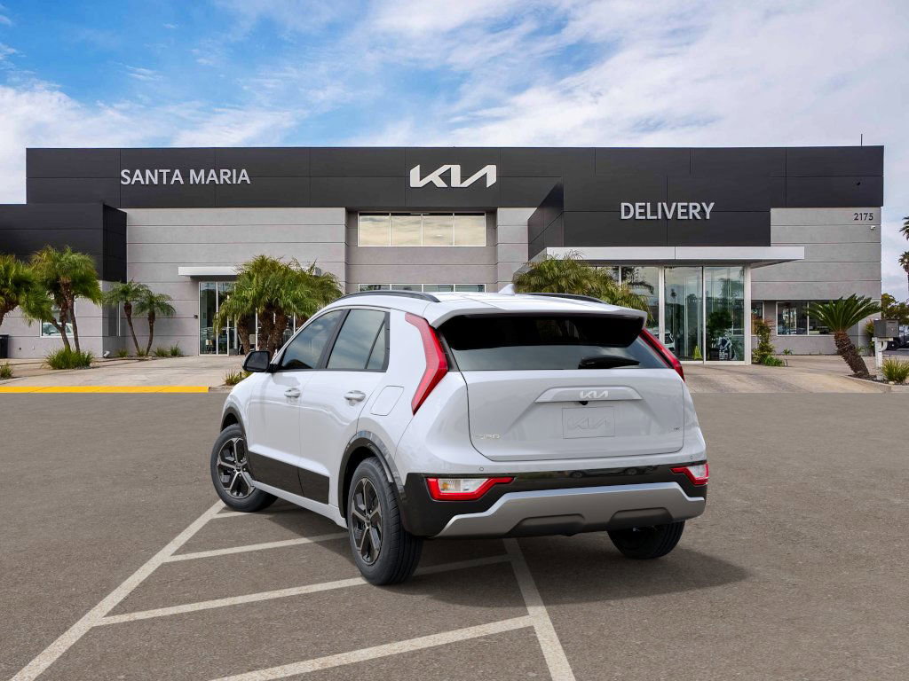 2025 Kia Niro SX photo 4