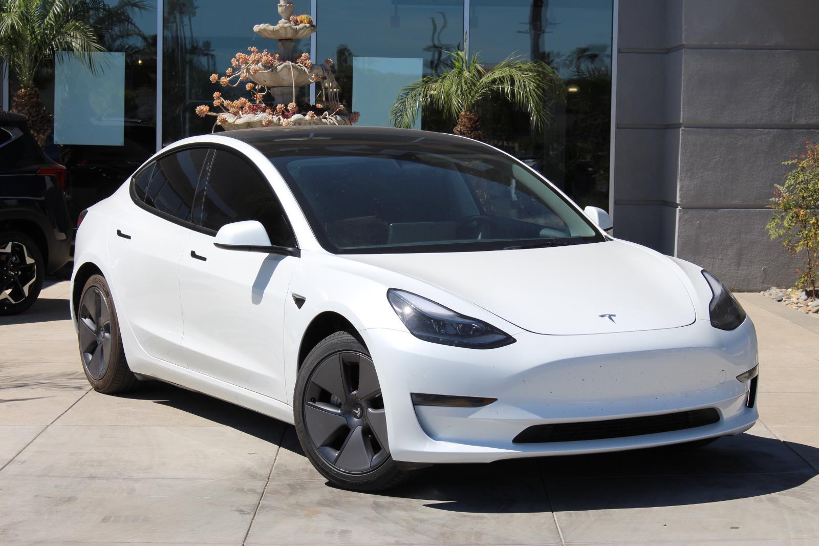 2023 Tesla Model 3 Base