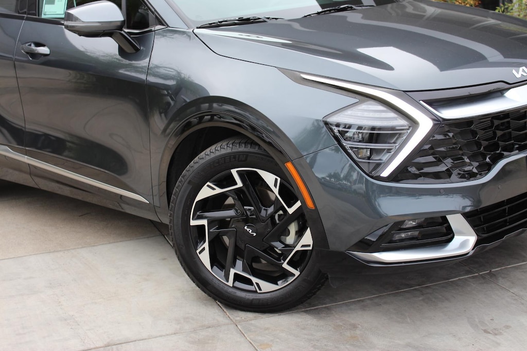 Certified 2025 Kia Sportage SX-Prestige SUV