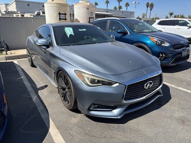 2017 INFINITI Q60 Coupe