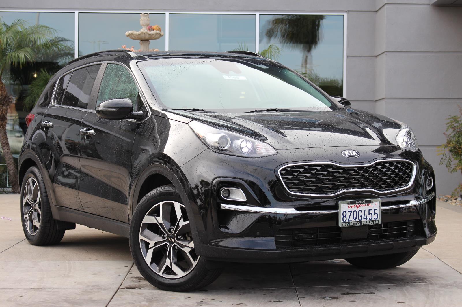 2022 Kia Sportage EX's photo