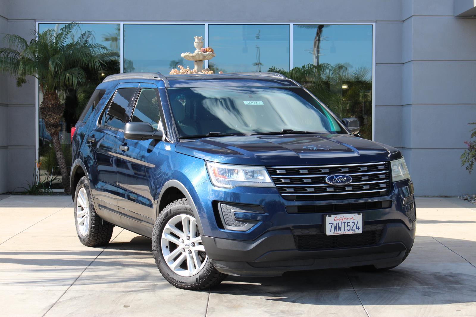 2017 Ford Explorer Base's photo