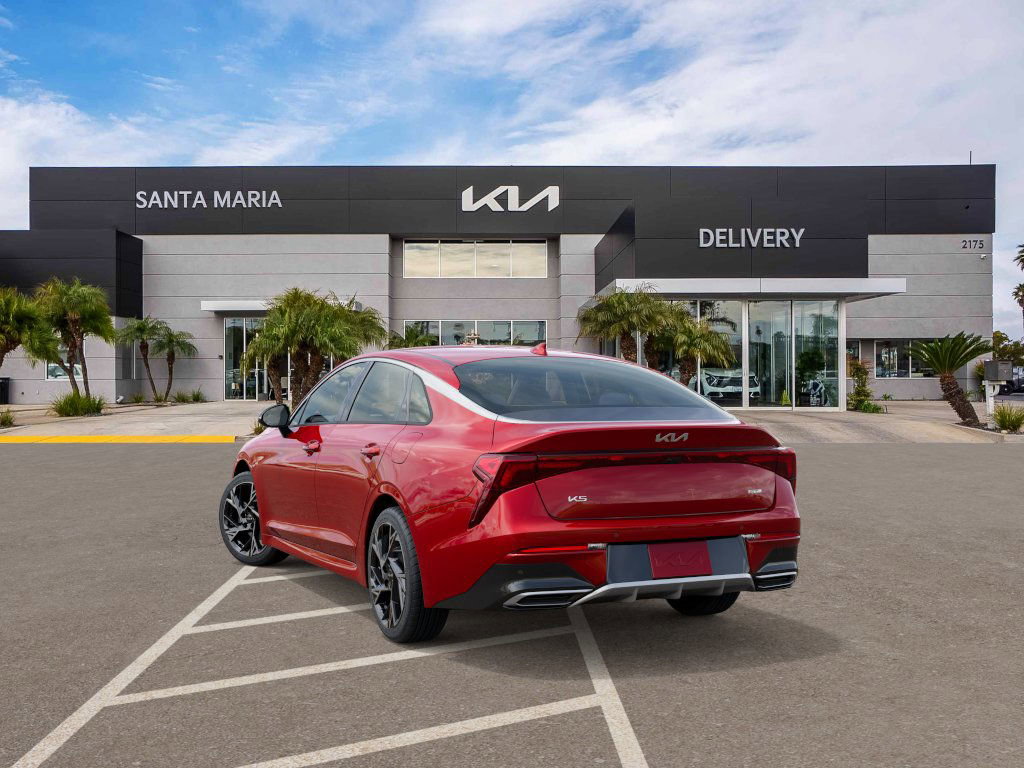 2026 Kia K5 GT-Line photo 4