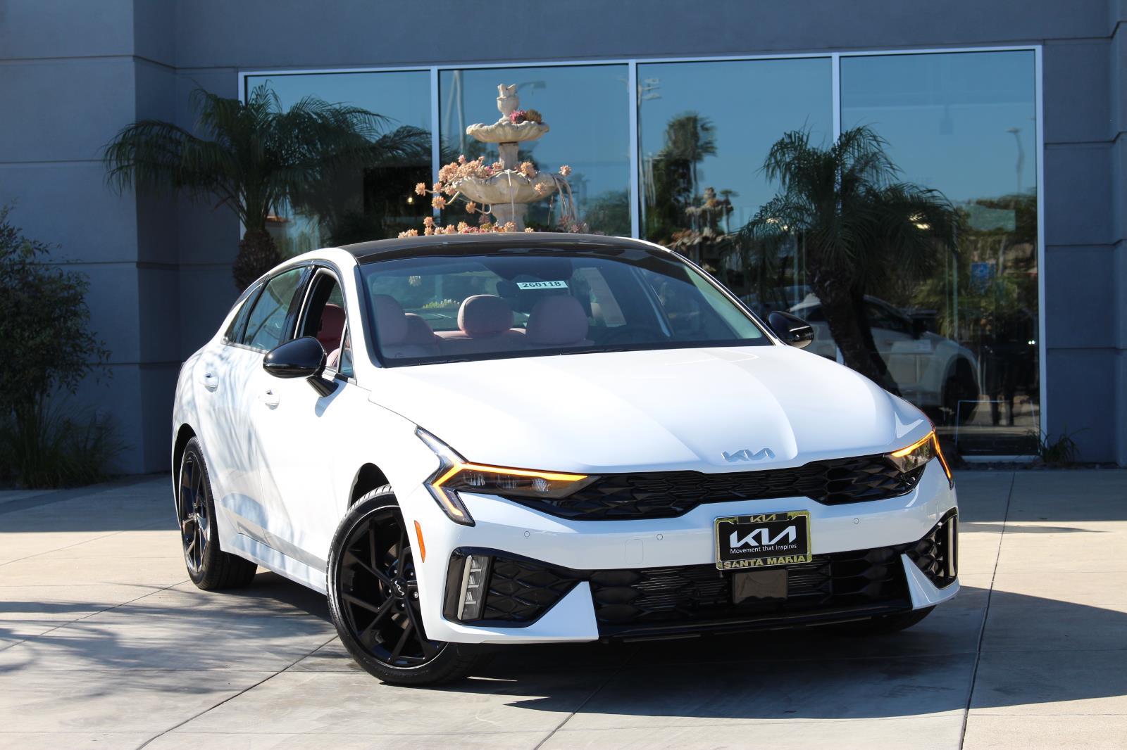 2026 Kia K5 GT-Line photo 2