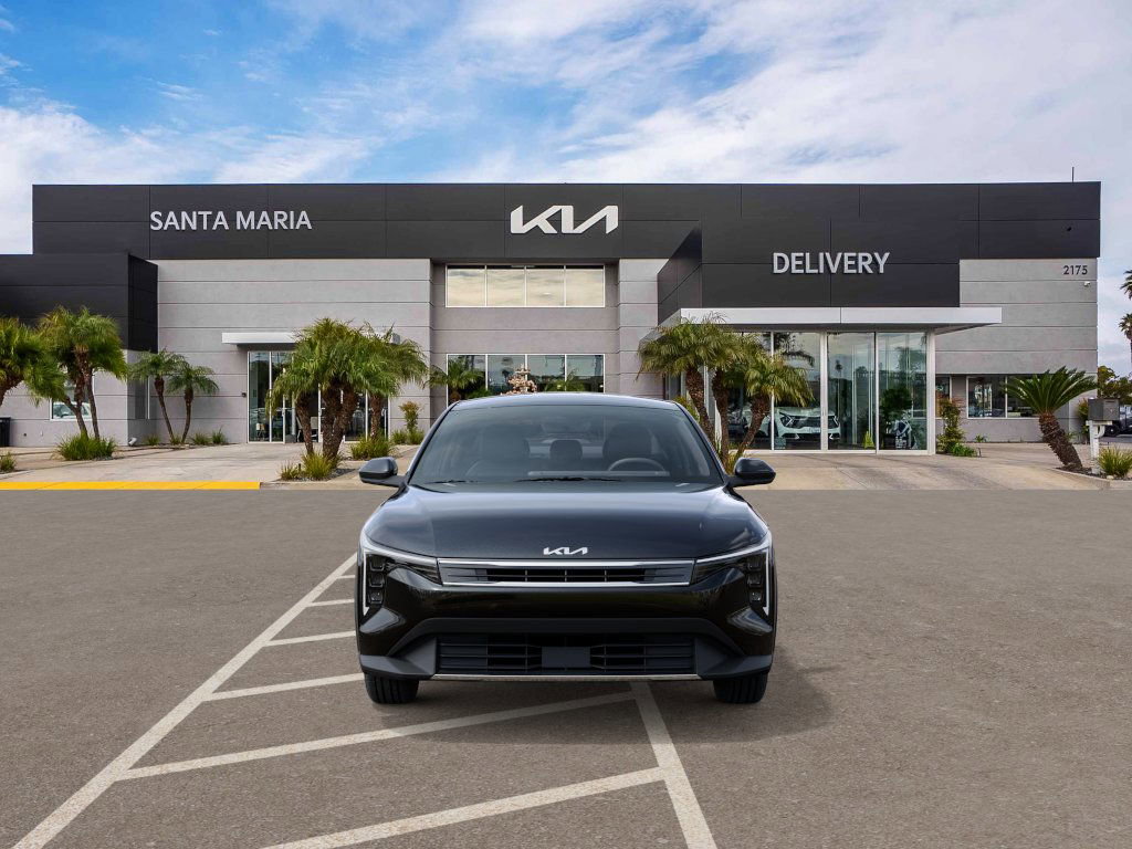 2025 Kia K4 EX photo 2