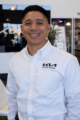 Staff member Frank Basulto from ID_8ec537