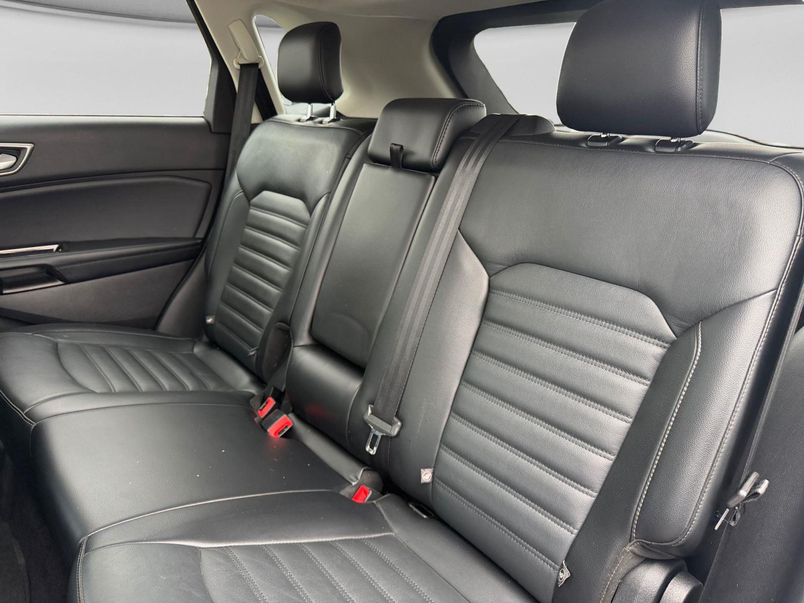 2017 Ford Edge SEL's photo