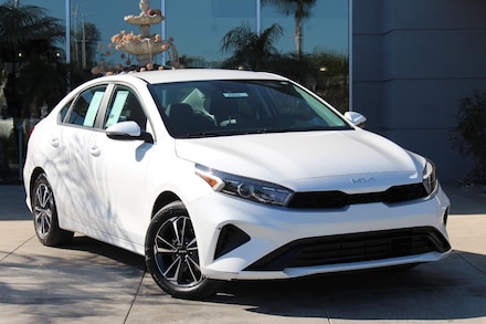 2024 Kia Forte LXS Sedan