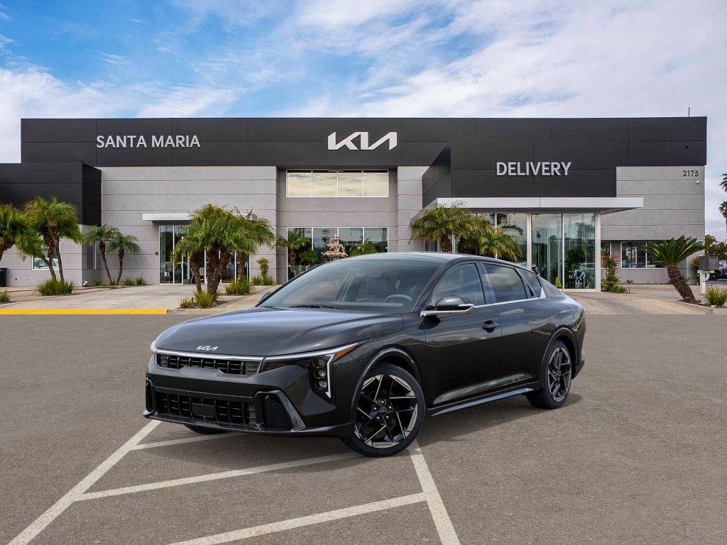 2025 Kia K4 GT-Line's photo