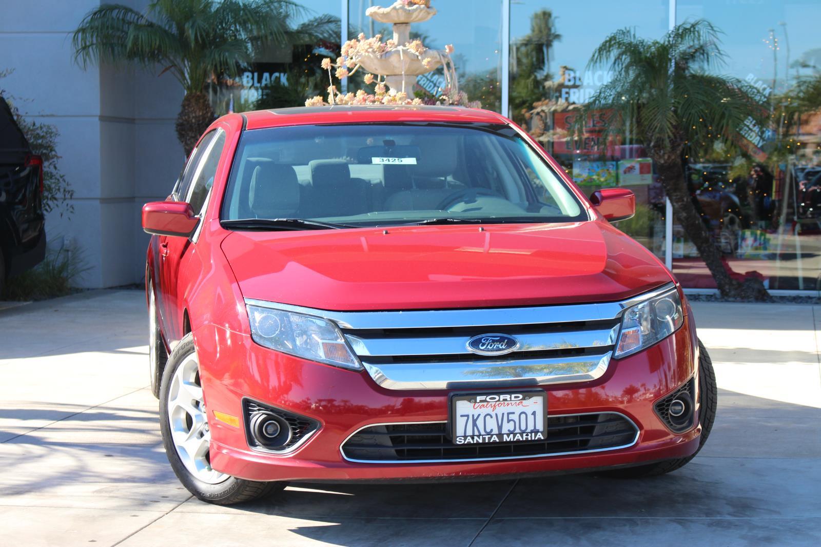 2010 Ford Fusion SE photo 2