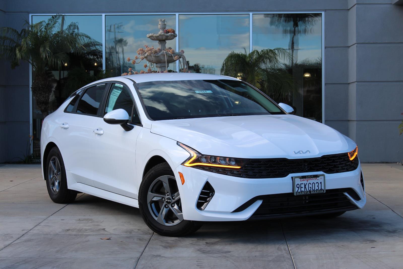 2023 Kia K5 LXS's photo