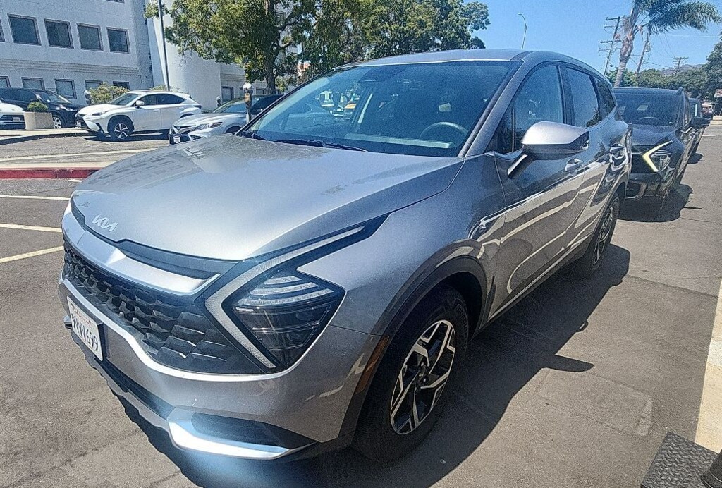Certified 2025 Kia Sportage LX SUV