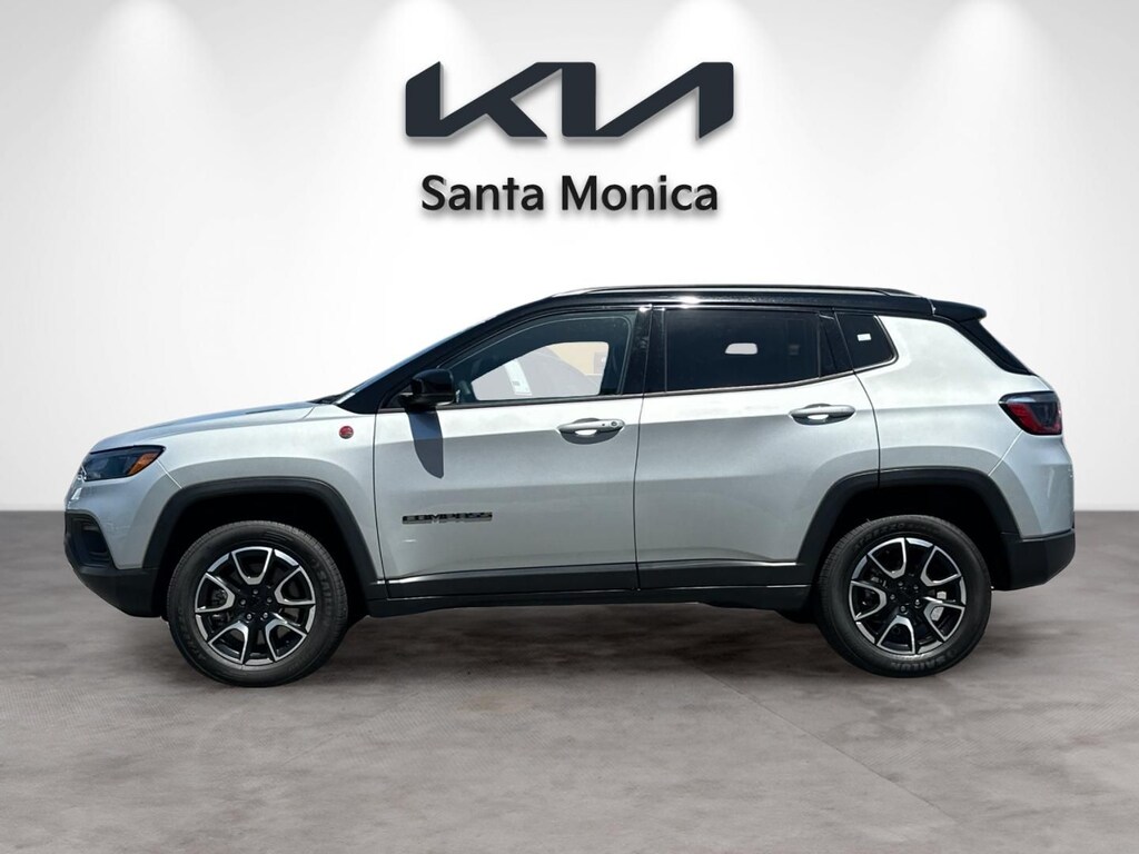Used 2024 Jeep Compass Trailhawk SUV