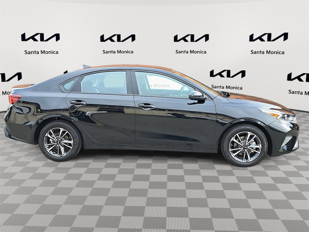 Used 2024 Kia Forte LXS Sedan