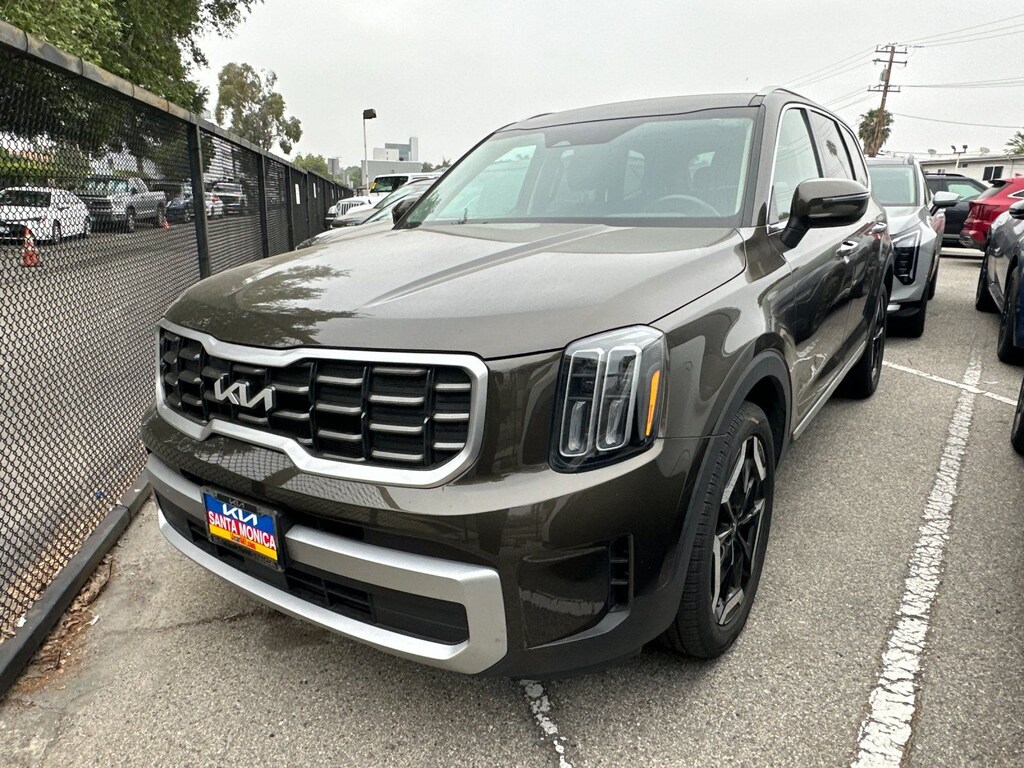 Certified 2023 Kia Telluride S SUV