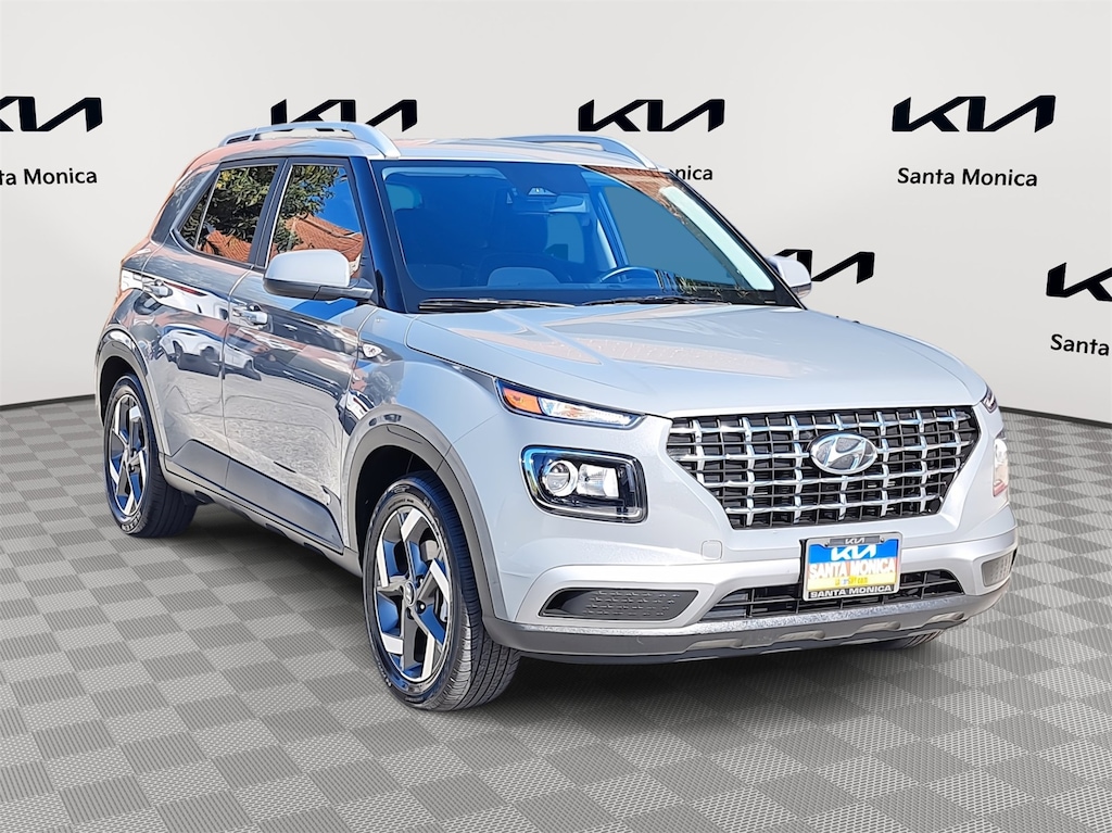 Used 2023 Hyundai Venue SEL SUV
