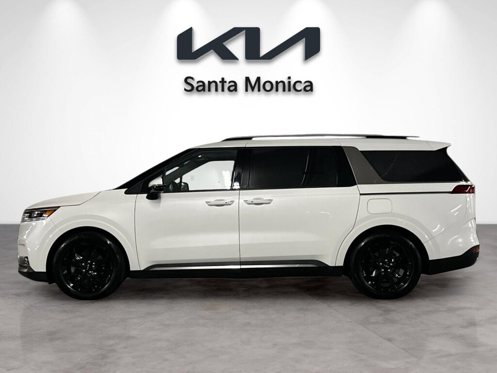 Certified 2023 Kia Carnival SX Prestige MPV
