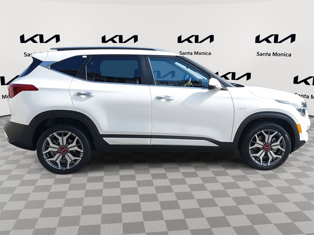 Certified 2022 Kia Seltos SX SUV