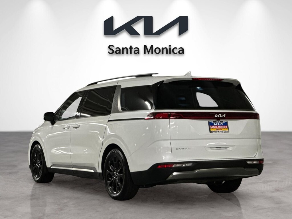 Certified 2023 Kia Carnival SX Prestige MPV