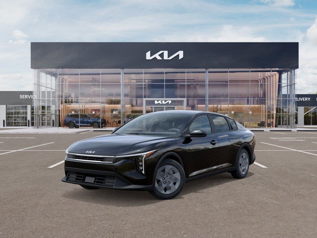 New 2025 Kia K4 LXS Sedan