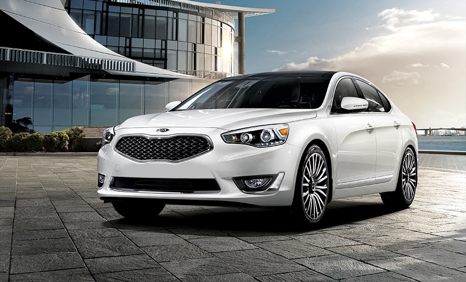 2014 Kia Cadenza Premium Exterior Front